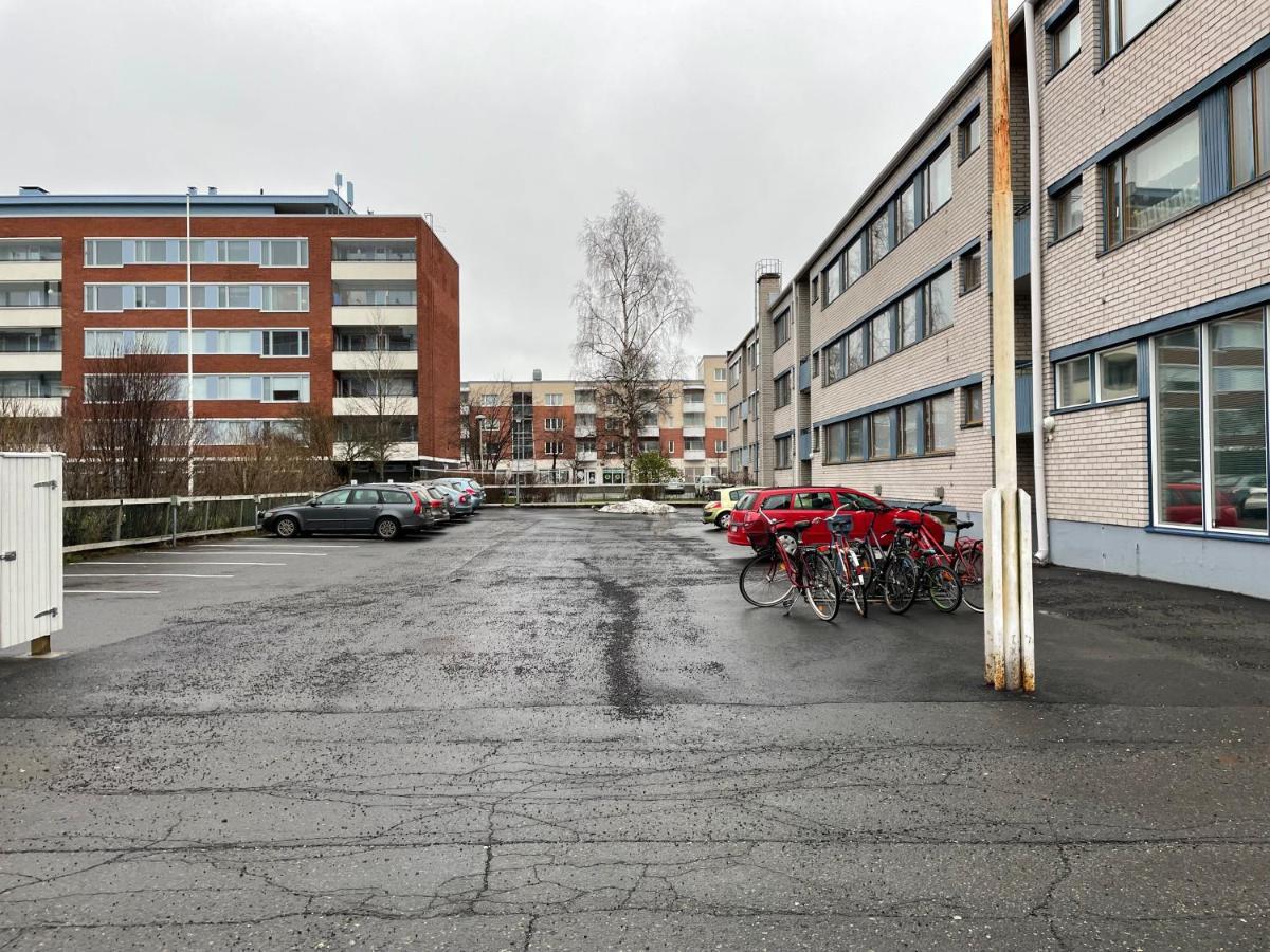 شقة Kiva Majoitus 1-4Hloe, 500M Keskustaan, Parkkipaikka أولو المظهر الخارجي الصورة